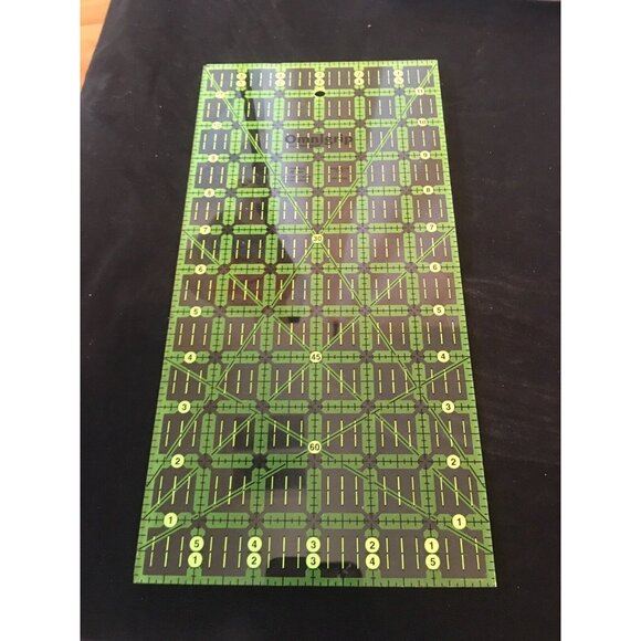 Omnigrip Neon by Omnigrid 6 x 12" The Non-Slip Quilt Ruler, R12 New w/o Sticker - Picture 1 of 3